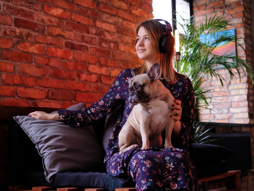 The Benefits of Adopting a Pet from a Shelter